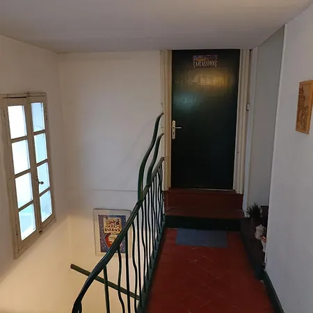 Good Knight Apartment Carcassonne