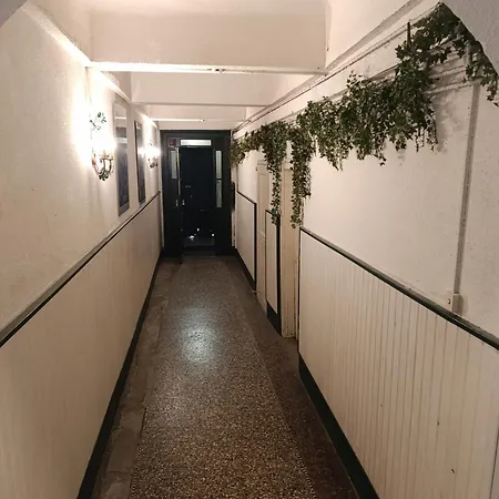 Good Knight Apartment Carcassonne