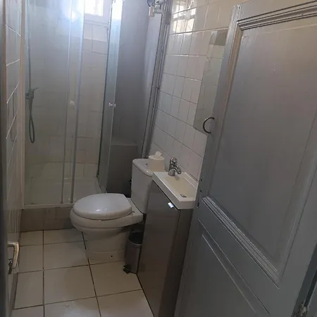 Good Knight Apartment Carcassonne