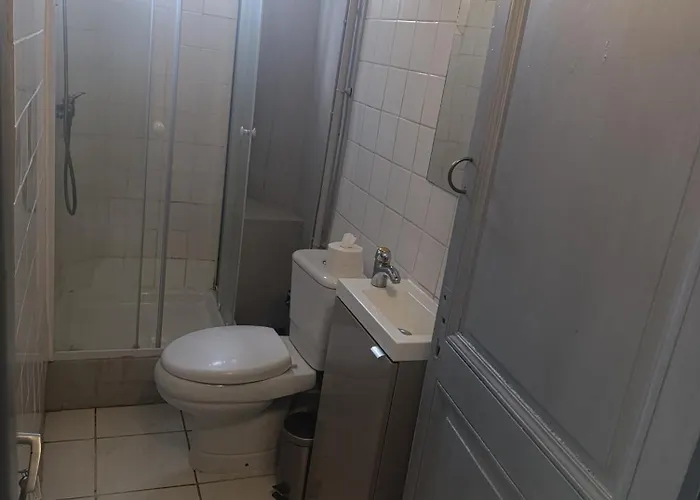 Good Knight Apartment Carcassonne